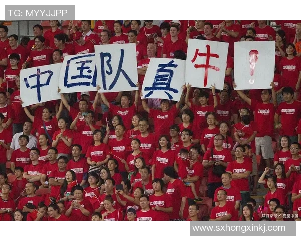 中国2号足球明星背后的奋斗故事与荣耀时刻揭秘